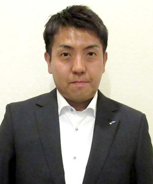 魅力創生委員会室長：周榮 良英